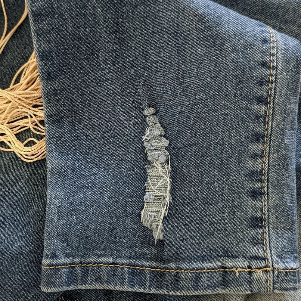 Cowgirl Jeans  - Picture 4 of 9